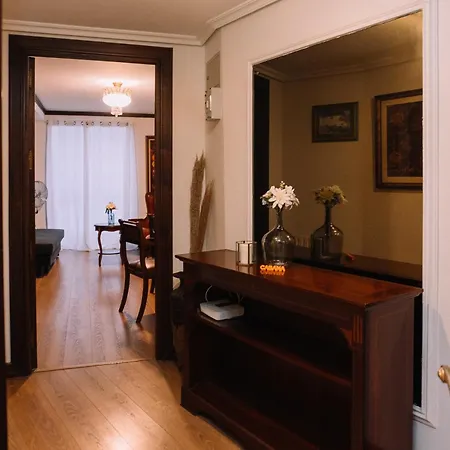 Clasico En El Centro De By Apartman *