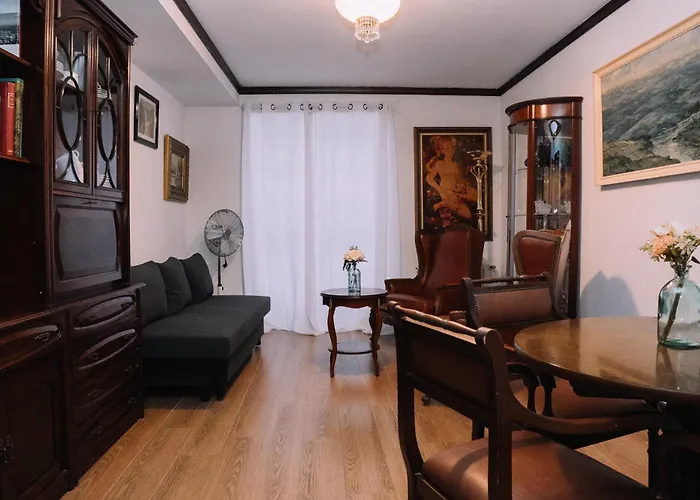 Clasico En El Centro De By Apartmán *