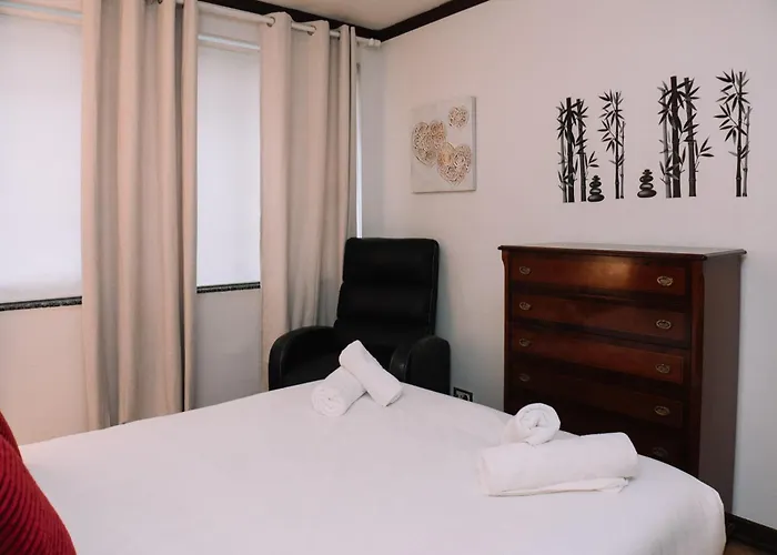 Clasico En El Centro De By Apartmán